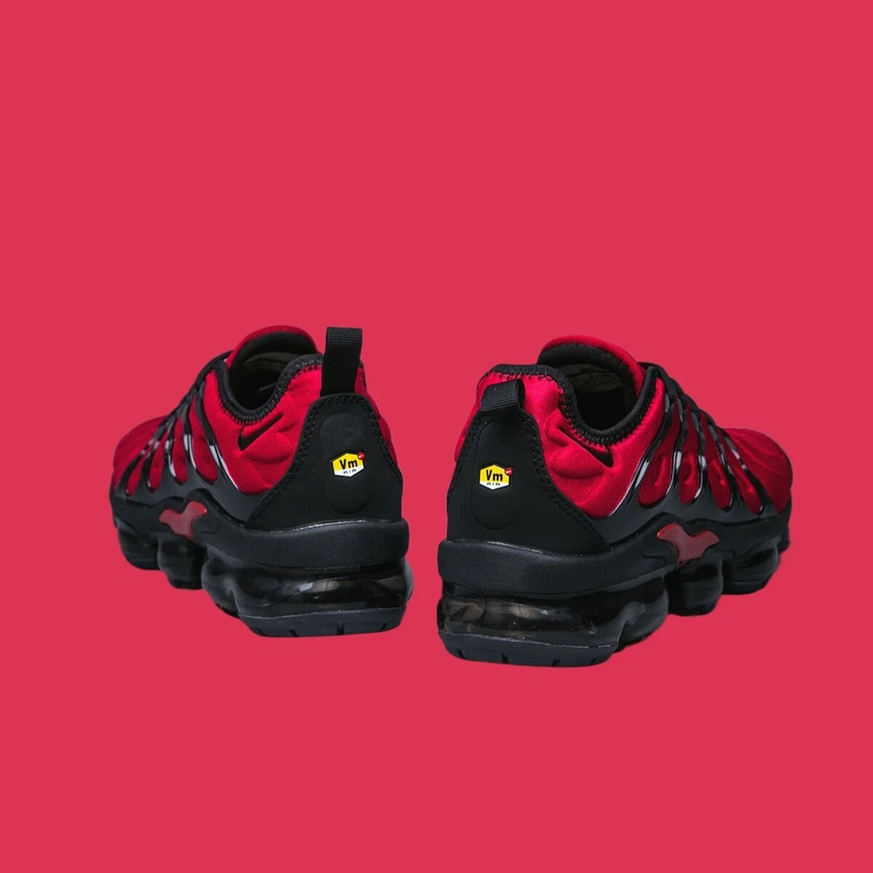 Nike Air VaporMax TN Plus Red black Womens Size Sneaker Running Shoes - Image 3 of 4