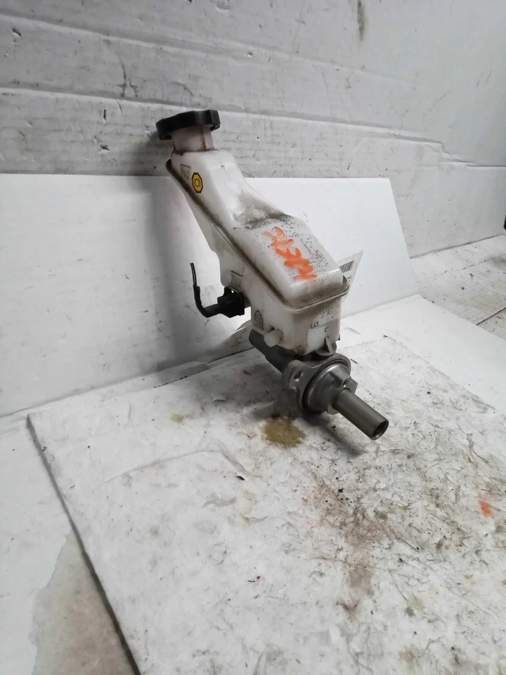 Used Brake Master Cylinder fits: 2017 Hyundai Santa fe LWB Grade A — 第 2/4 张图片