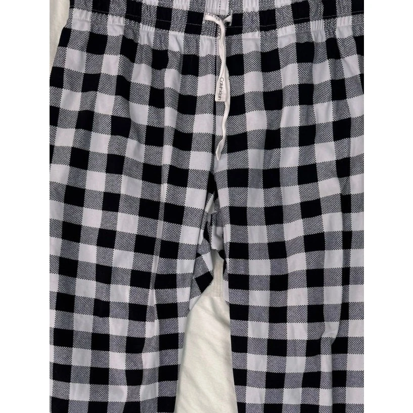 Pantalones de salón Calvin Klein para mujer talla mediana negros blancos a cuadros  Foto 2 de 4