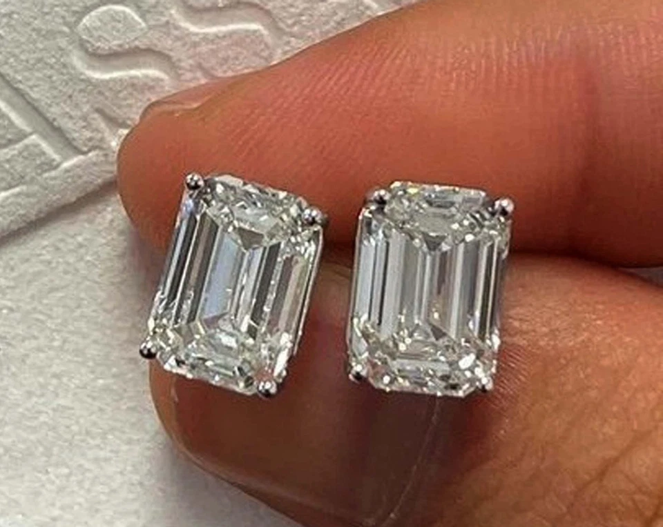 Lab-Grown Emerald Diamond Pair 1 Carat D Color VVS1 Clarity IGL Certified 5NSF - Image 2 of 4