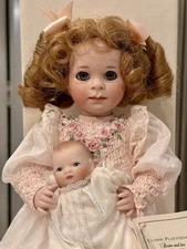 1995 Lawton Doll Company Bessie & Her Bye Lo Baby 43/750 Hangtag Box Stand COA