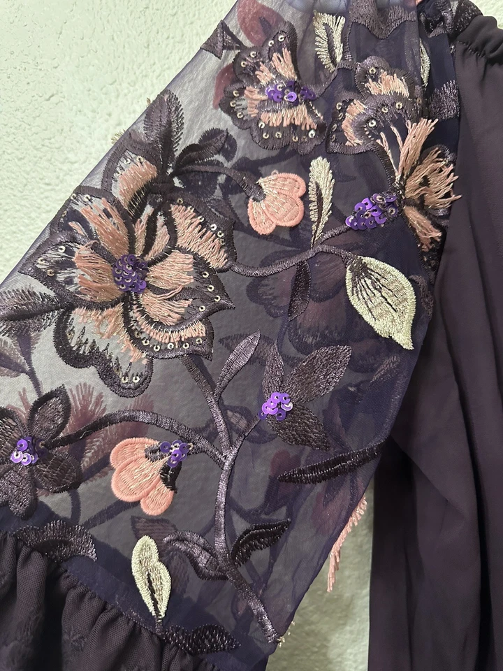 Blusa camponesa Colleen Lopez grande roxa aplique enfeitada fora do ombro, A - Imagem 3 de 4