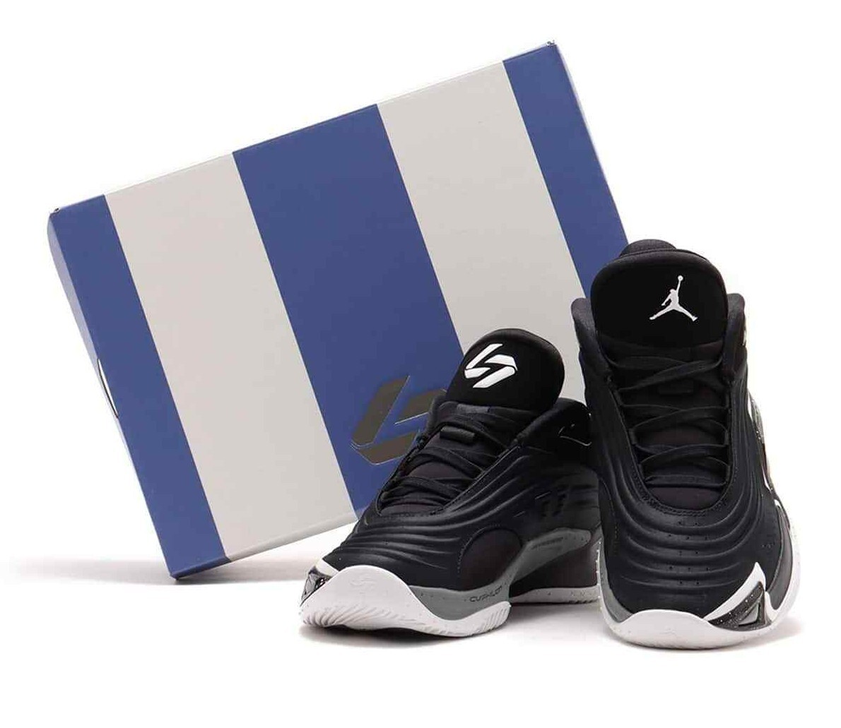 Nike Jordan Luka 3 Speedway Black Smoke Grey White FQ1285 Nike Jordan Luka 3 Speedway Black Smoke Grey White FQ1285