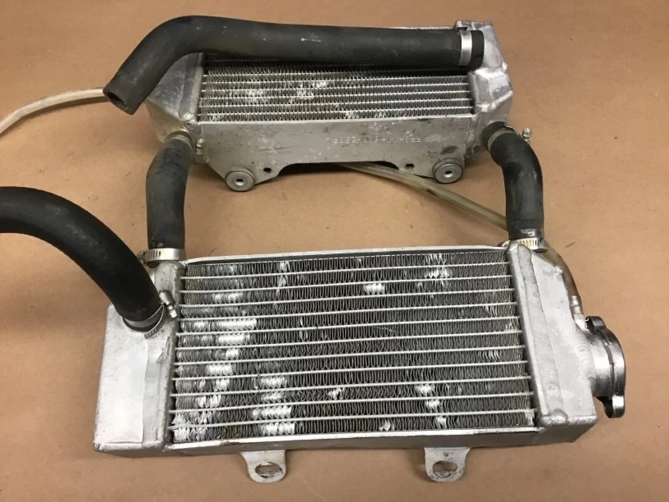 Honda CRF250R 2008 08 Fluidyne radiadores mangueras tapa radiador lado izquierdo y derecho  Foto 4 de 4