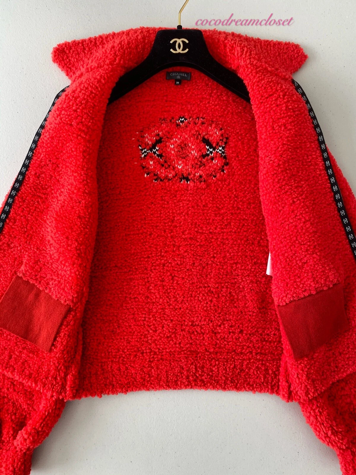 CHANEL 19K ROSSO ORSACCHIOTTO GRANDE LOGO CC MAGLIONE CARDIGAN GIACCA CAPPOTTO TG 36
