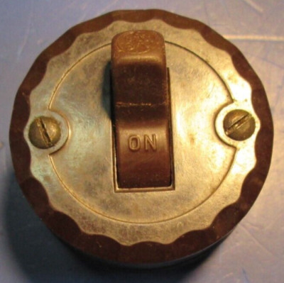 Vintage, General Electric (GE), Surface Mount, Round, Toggle Switch