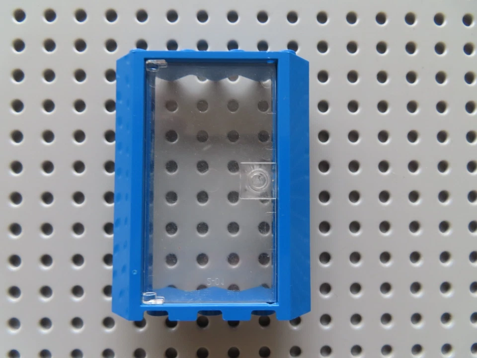 Lego 1 x Eckfenster 28327 blau  4x4x6 + Tür 60616 transparent klar - Bild 1 von 1