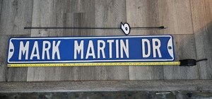 Mark Martin Dr. Wall Street Sign & Car Antenna