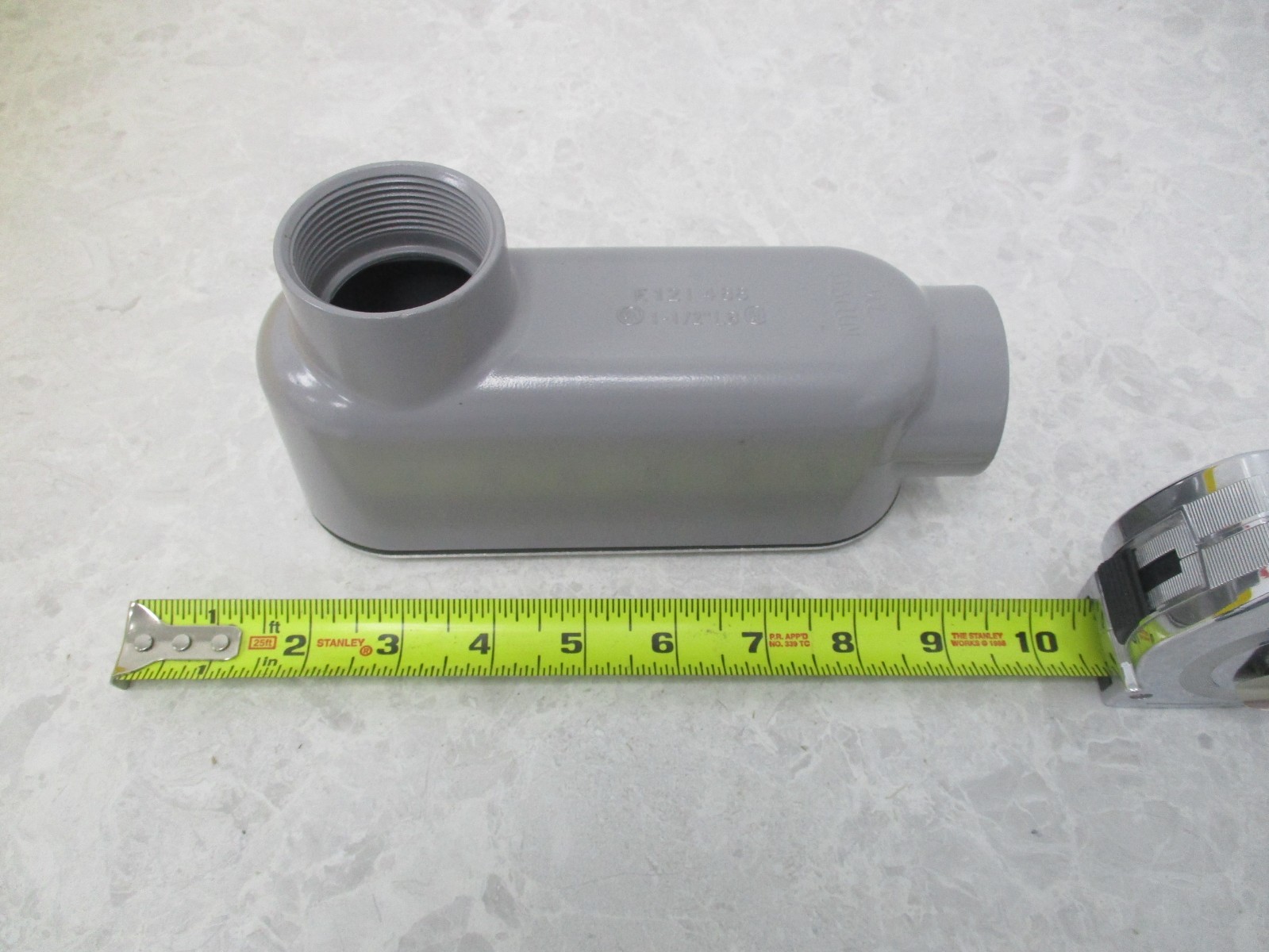 CONDUIT BODY E121488 1-1/4 TO 1-1/2" LB w/ COVER, XA0149