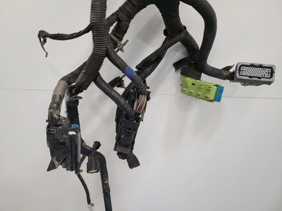 Chevrolet Silverado 1500 2016 arnés de cables del motor  Foto 3 de 4