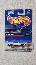 2000 HOT WHEELS 242 OLDS 442