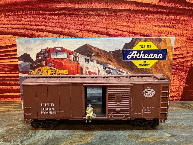 Athearn HO Scale 40’ Boxcar IHB 10268 (CUSTOMIZED)