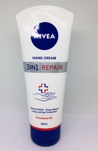 nivea 3 in 1 repair hand cream