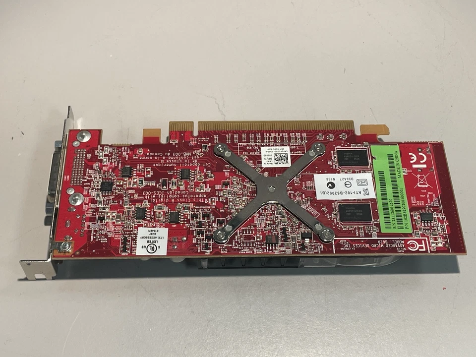 Tarjeta de gráficos ATI Radeon HD 4550 PCI-Express 102B6290200 - Usada Foto 2 de 4