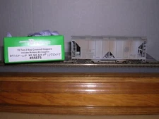 BOWSER #55875  New Haven ACF 70 Ton 2-Bay Cov. Hopper #117007 Blt-up Weath. 1/87