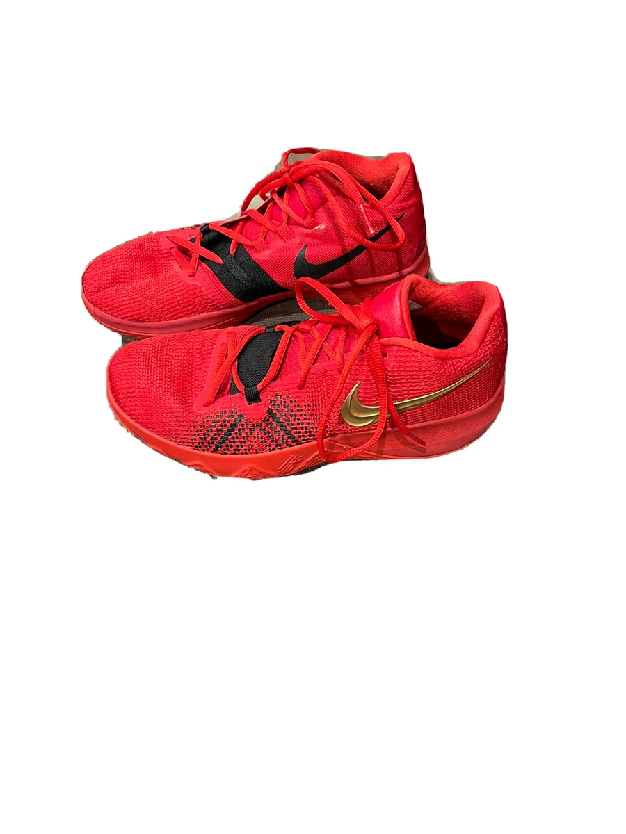 Kyrie flytrap top university red