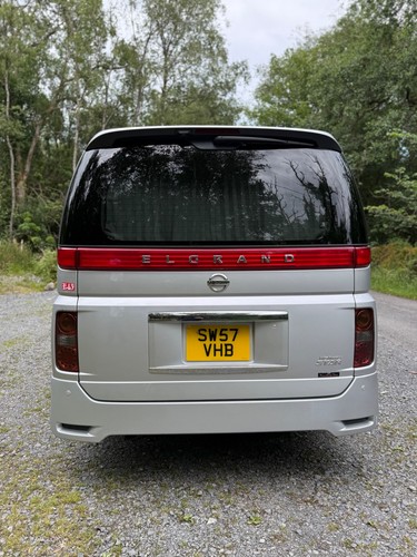 Nissan Elgrand E51 3.5L V6 4WD Auto - Highway Star - Picture 5 of 24