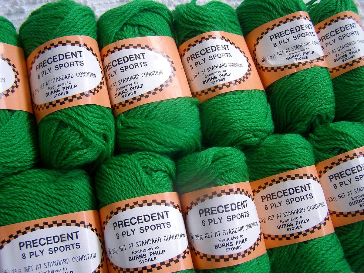 Bulk Lot 17 x 25g Balls Precedent Pure New Wool Yarn Blarney Green 8 Ply 415gram