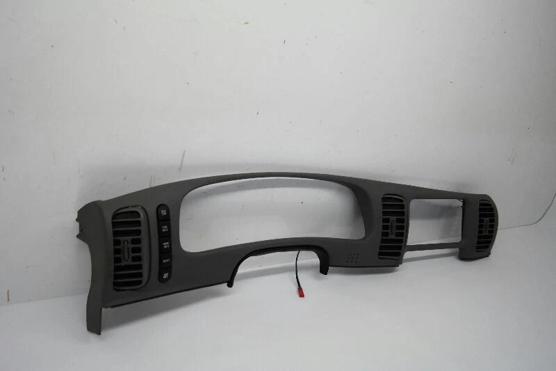 1997-05 Buick Park Avenue Speedometer Instrument Cluster w Vent Panel  - Image 2 of 4