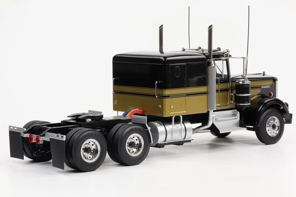 1:18 Kenworth W900 Camion Da Film 1976 Come Smokey E The Bandit Road Kings - Immagine 2 di 4