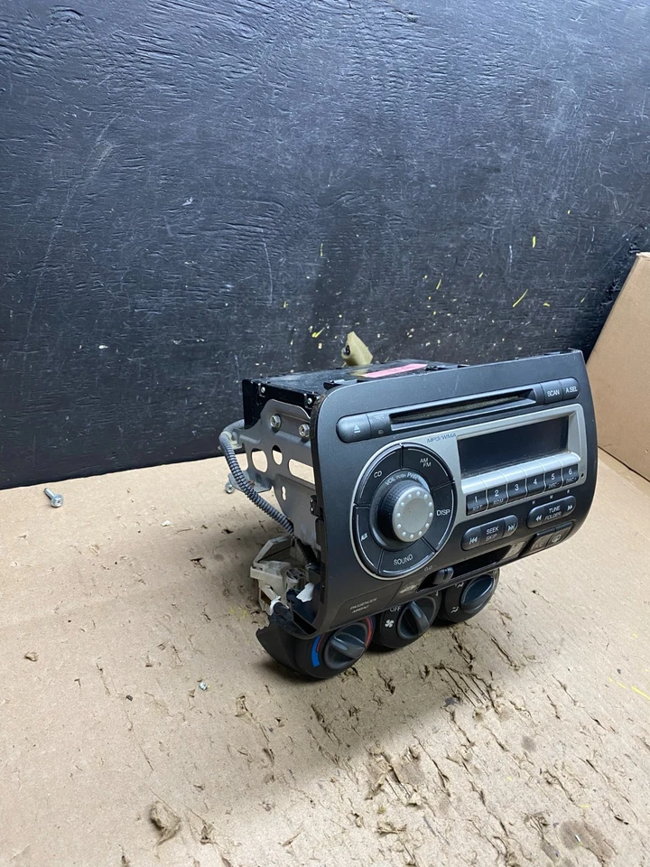 Interruptor de control de clima reproductor de CD radio Honda Fit 2007 a 2008 t8622 DG Foto 2 de 4