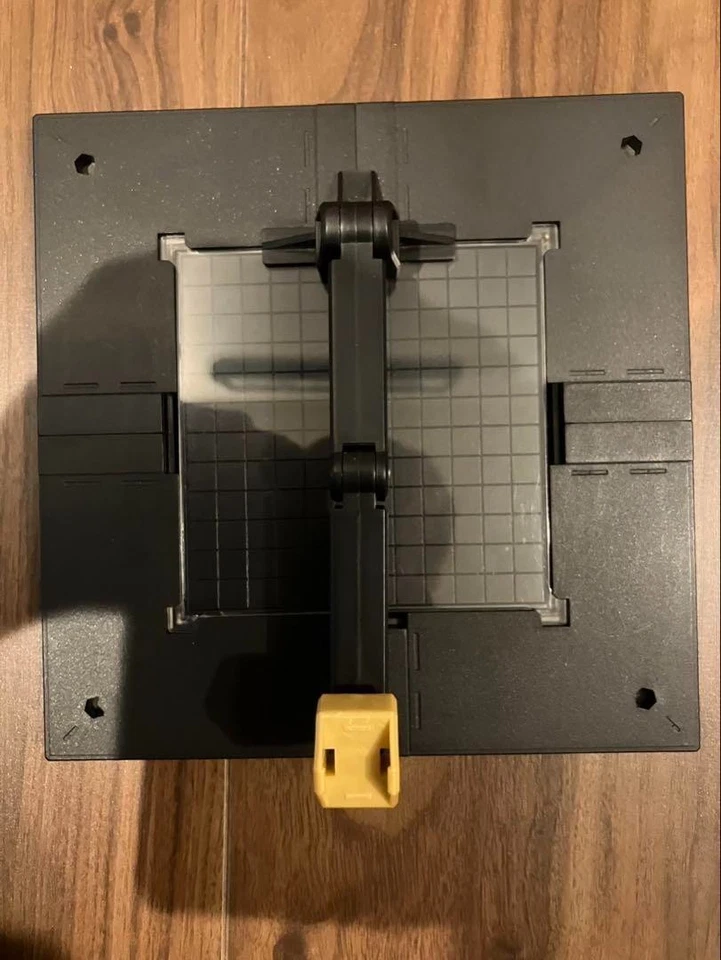 Figura de acción Marvel Sentinel Senkiren Iron Man Hulkbuster caja dañada Foto 2 de 4