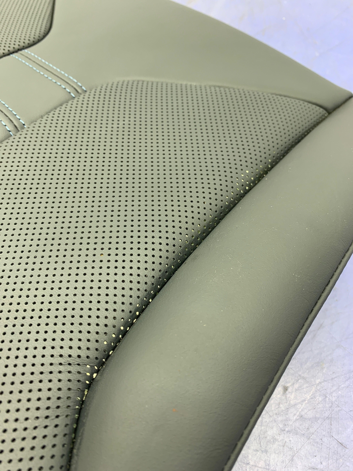 2014 - 2020 BMW I8 OEM RIGHT REAR UPPER SEAT CUSHION | AMIDO LEATHER 9312873