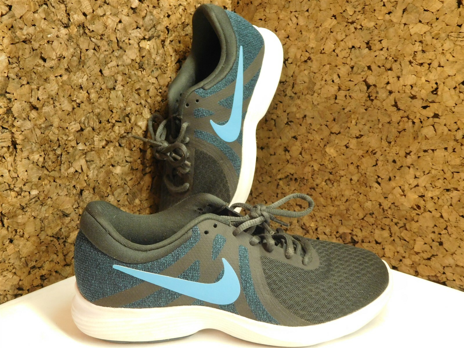 nike revolution 2019