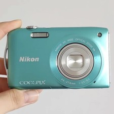 NIKON COOLPIX S3300 16.0MP 6x Optical zoom Compact Digital Green