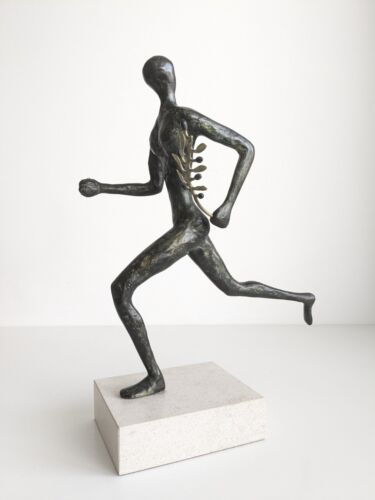 Bronze Statue Olympische Spiele Fackelträger griechischer Sportler trägt Olivenzweig