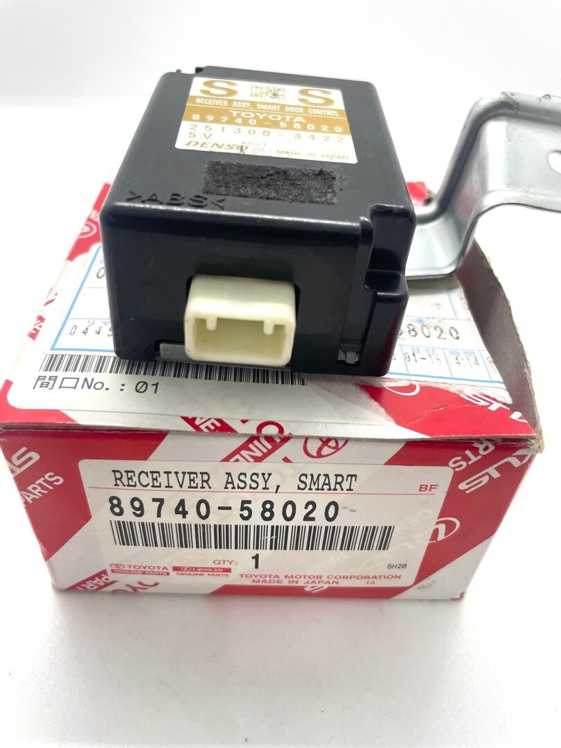 GENUINE TOYOTA ALPHARD ANH20 KEYLESS RECEIVER ASSY SMART 89740