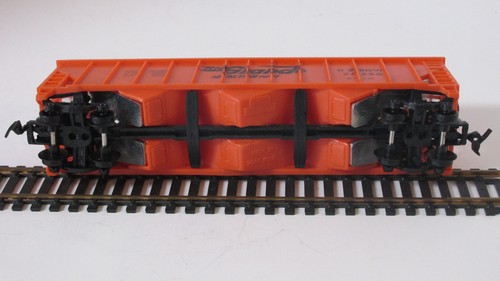 Hopper 3 bay RioGrande D&RGW 78556 Orange plastic Model Prower in box #9179 HO. - Picture 18 of 22
