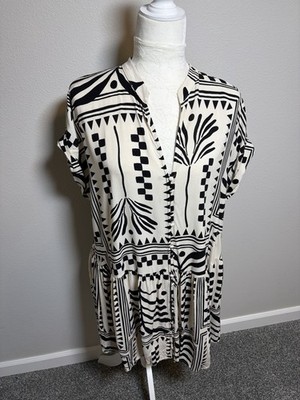 H&M  Black & White Graphic Print Short Dress~M~Drop Waist Flowy Resort Boho Chic
