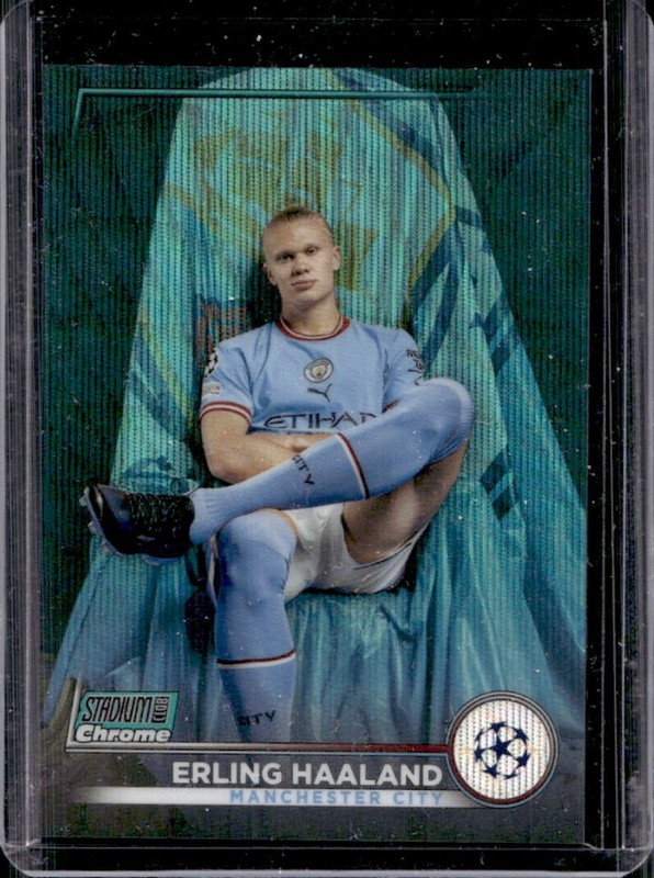 2022-23 Topps Stadium Club Chrome UEFA Erling Haaland Aqua Wave Refractor #/275
