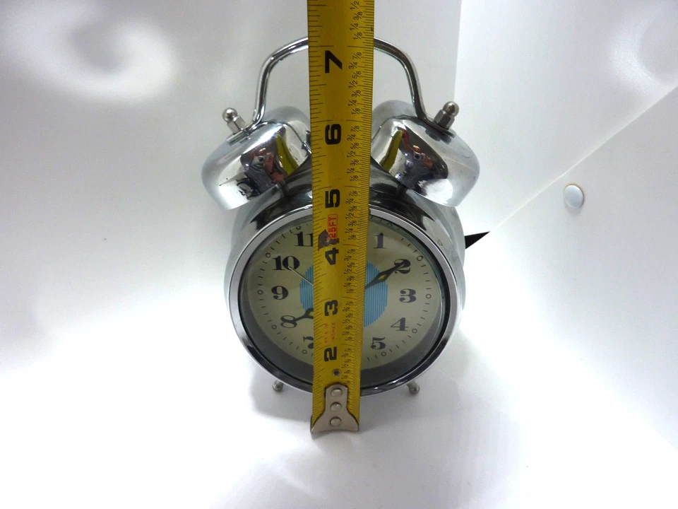 Alarm Clock Vintage Style Twin Bell Analog Clock. Retro Chrome Decor - Image 2 of 3