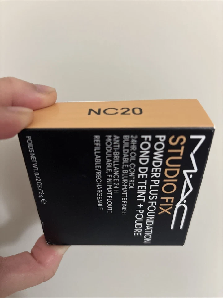 MAC Studio Fix Powder Plus Foundation - NC20 (New Formula) - Image 2 of 2