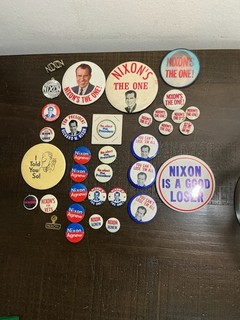 (30) VTG Richard Nixon Presidential Campaign Buttons Lot Of 32
