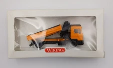 Wiking 675 HO Low-Sided Truck with Crane