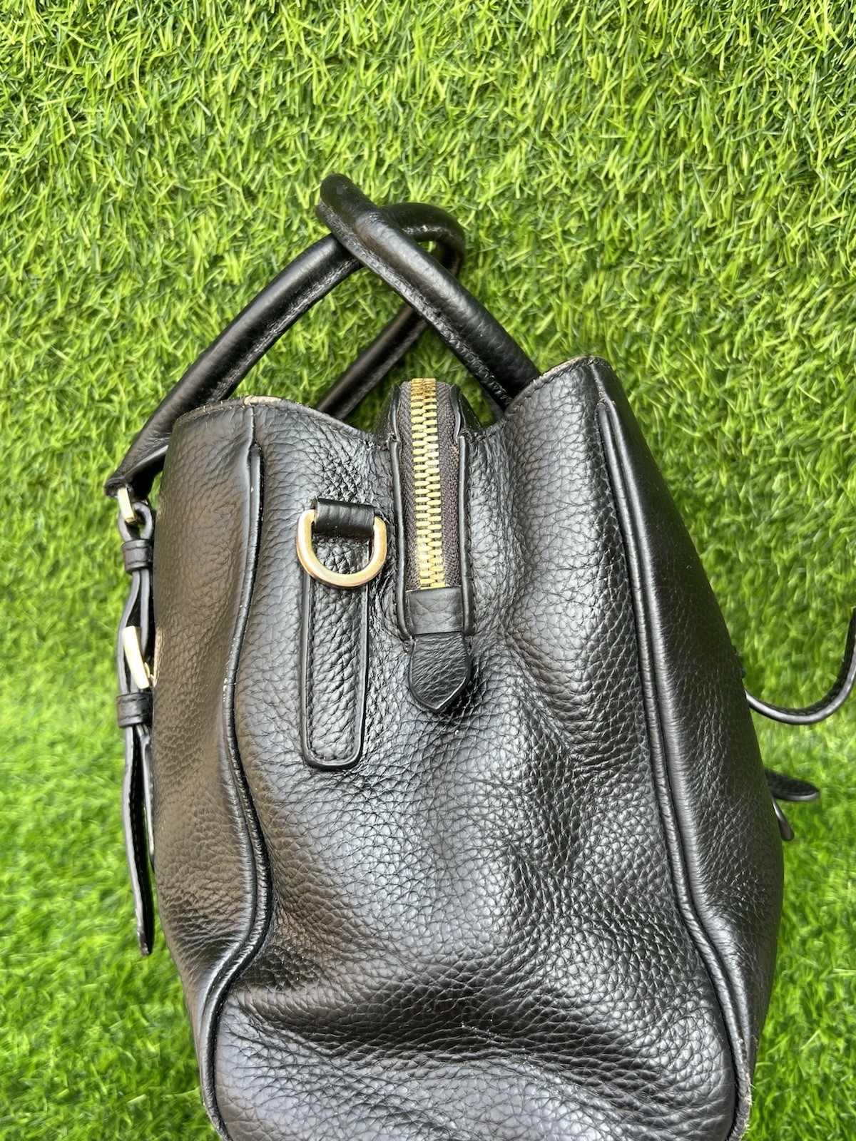 vintage prada vitello Daino Shoulder Bag thumbnail 6