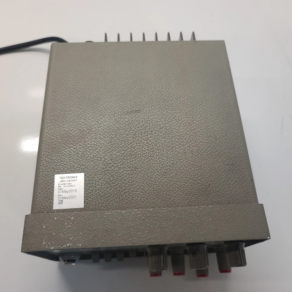 HP / Agilent 6235A Triple Output DC Power Supply , 18VDC, 0.2A, 13.2W **TESTED** - Image 3 of 4
