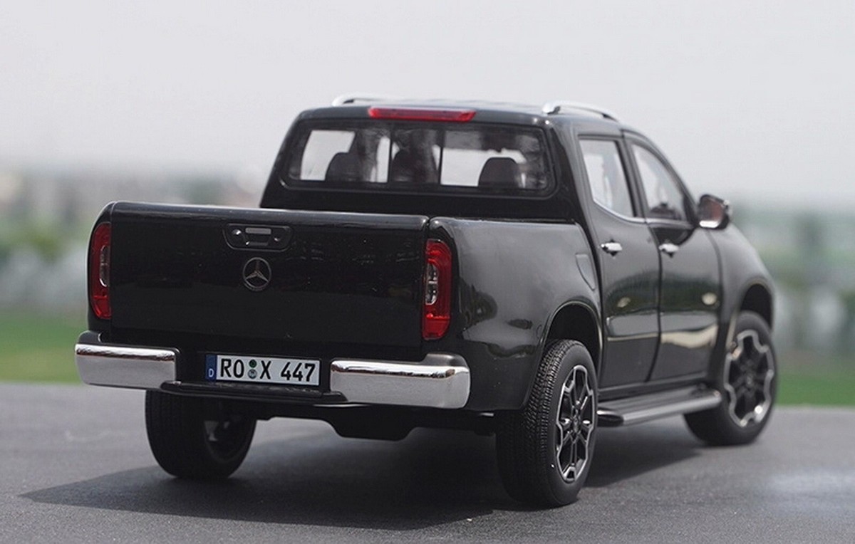 Norev 1/18 Scale Mercedes-Benz X-Class Pickup Black Diecast