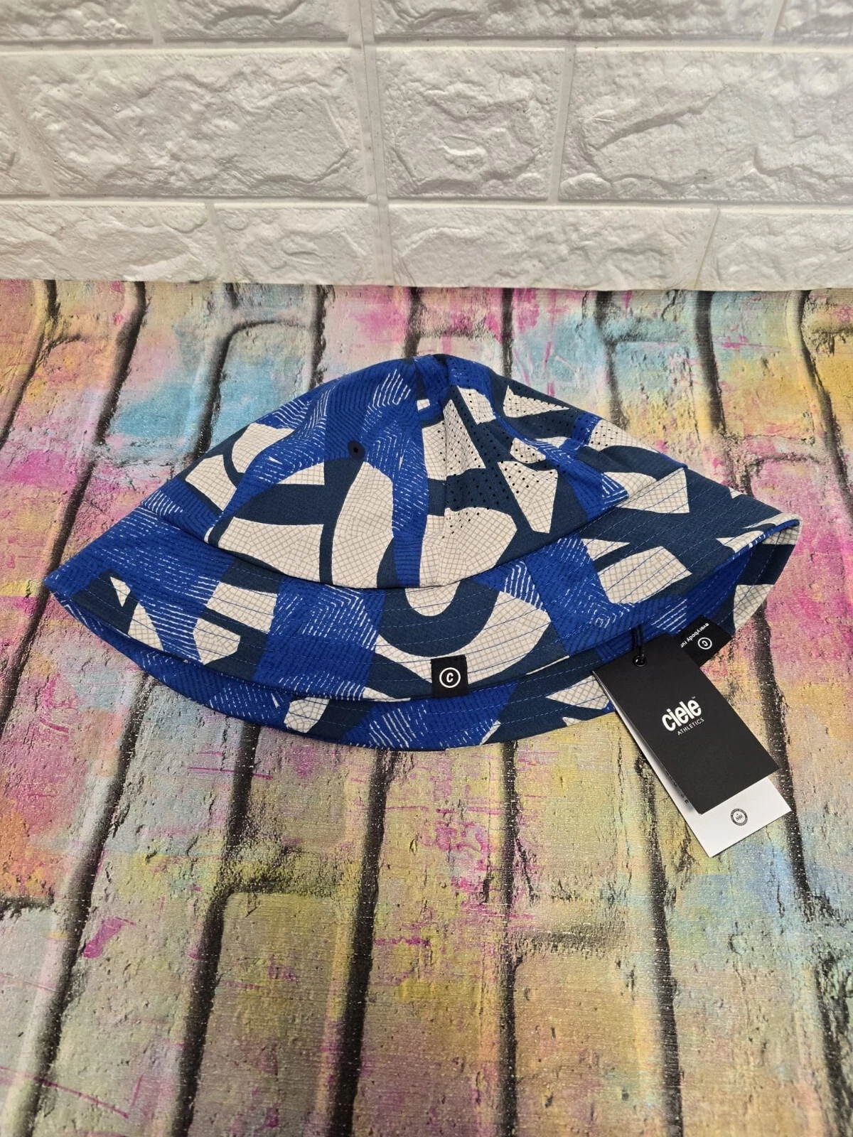 Ciele Bucket Hat LE Blue Bird Edition S/M Unisex RRP £ 75 Multicolour