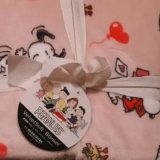 Berkshire Peanuts king size Snoopy Woodstock throw 108 x 90