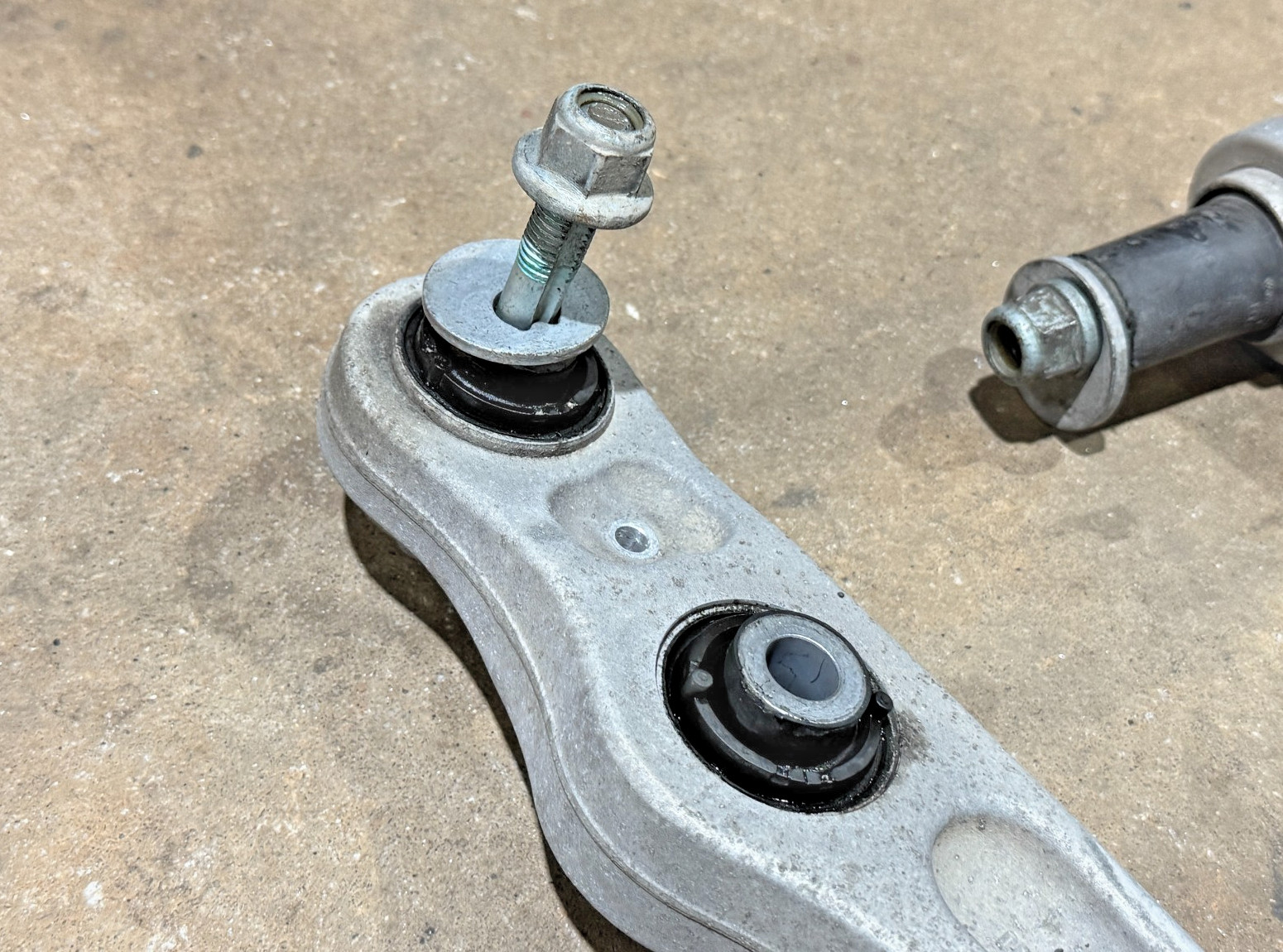 06-12 Bentley Continental Flying Spur Rear Left Upper Lower Control Arm Set PO43
