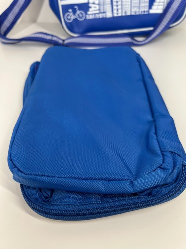 EMIRATES FLY WITH ME LONELY PLANET KIDS BAG BLUE AIRPLANE TRAVEL COOLER BAG - Foto 8 di 14