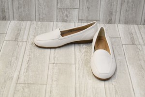 easy spirit devitt casual flats