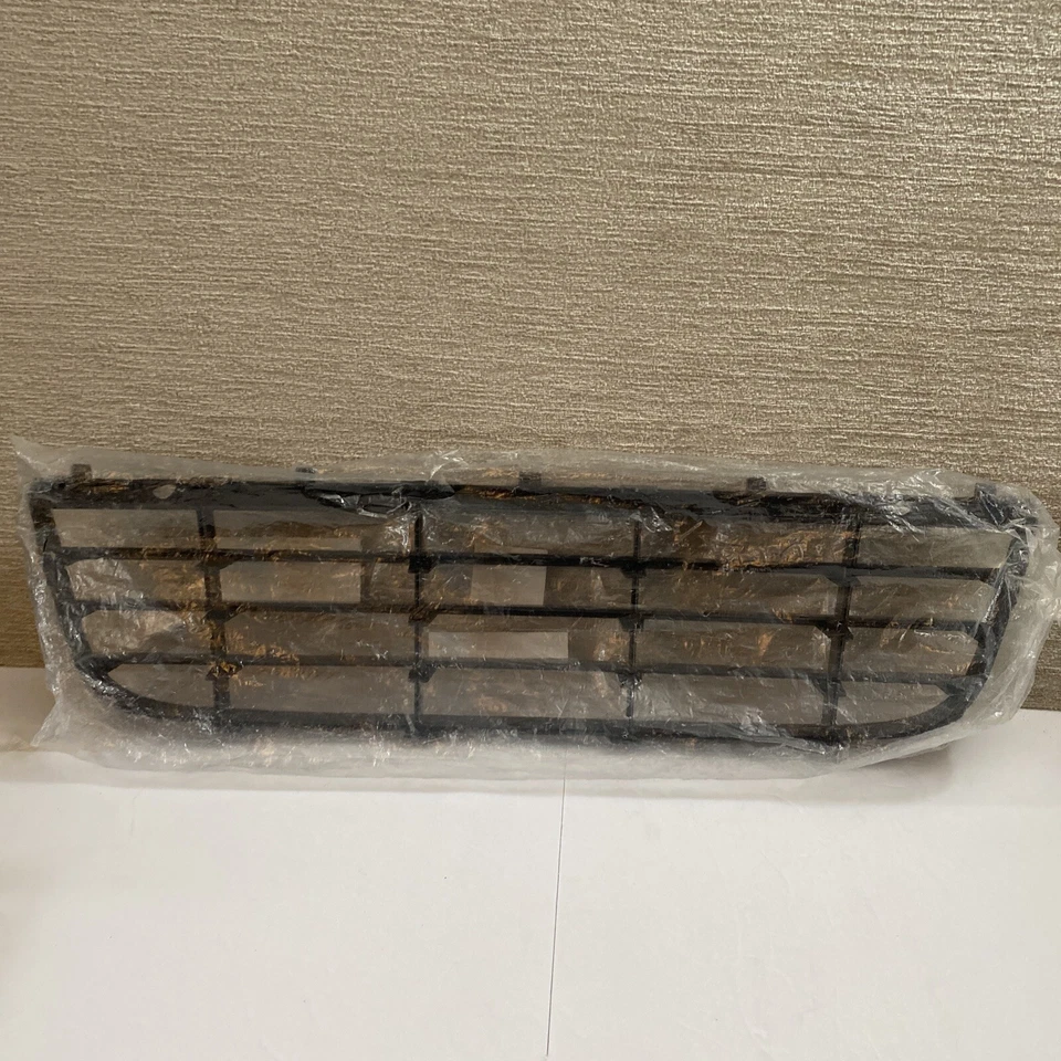 VW1036106 NUEVO Rejilla VW Sedán Volkswagen Jetta 2005-2010 1K0853677C9B9 Negro Foto 3 de 4