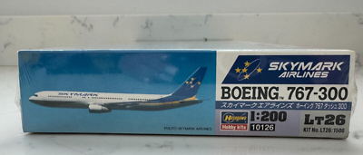 スカイマーク BOEING767-300 1/200 飛行機模型 Amazon | JC Wings 1