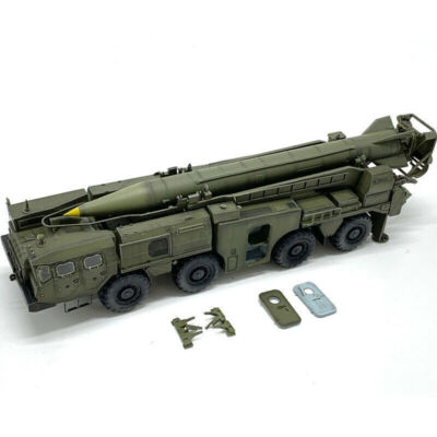 1/72 ARTISAN Russian Scud Missile Launcher (green) MA7304 Finished Model Hot