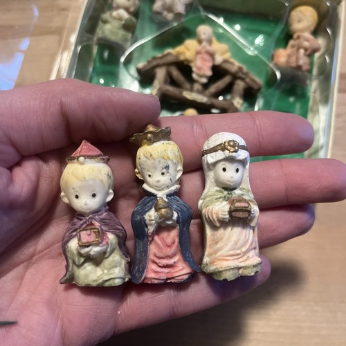 Vintage Christmas House Nativity Set Miniature 8pc Mini Scene Figures Greenbrier - Picture 5 of 7